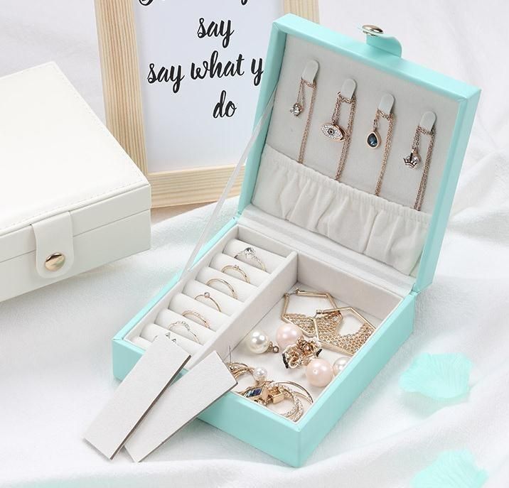 Caixas de exibição impressas personalizadas quadradas para joias de couro PU de luxo Arte e artesanato
