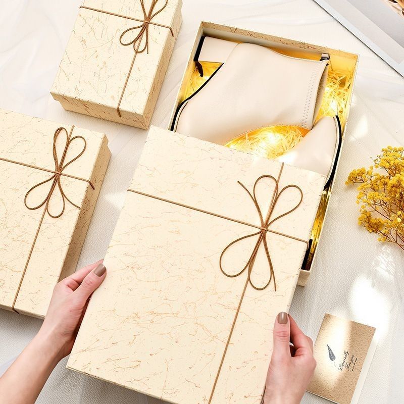 Caixa de embalagem de presente rígida de Natal de cor sólida Caixa de embalagem de papel de papelão personalizada