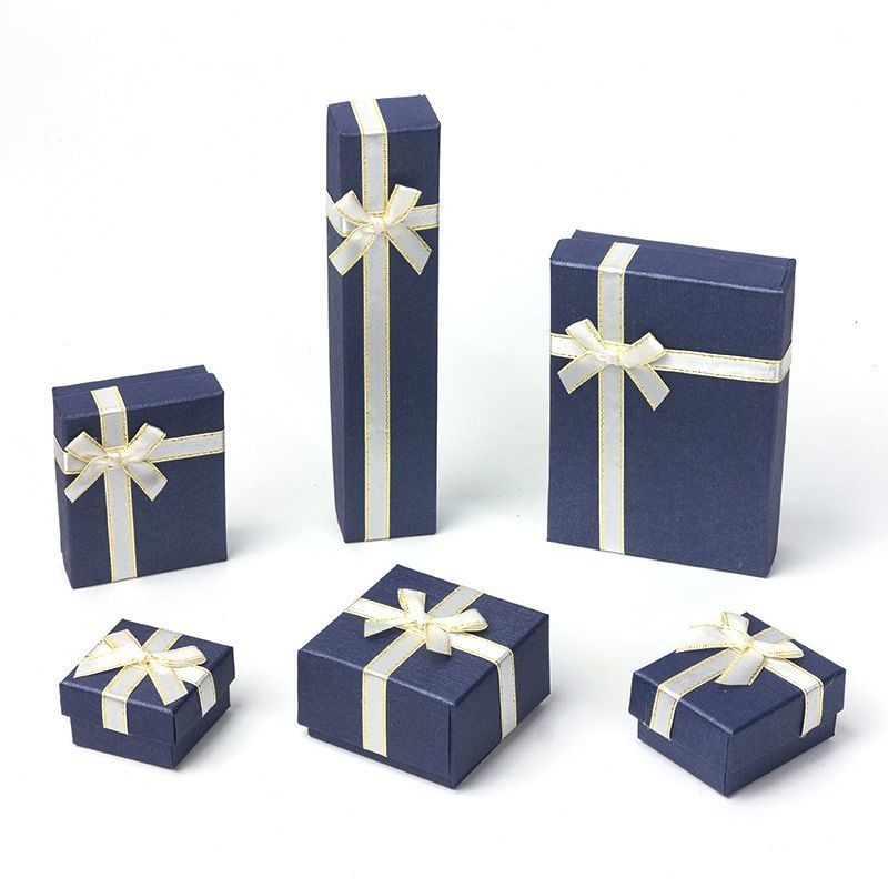 Embalagem de papel de papelão personalizado Caixa de jóias de presente com inserção de espuma e papel de material 100% reciclado