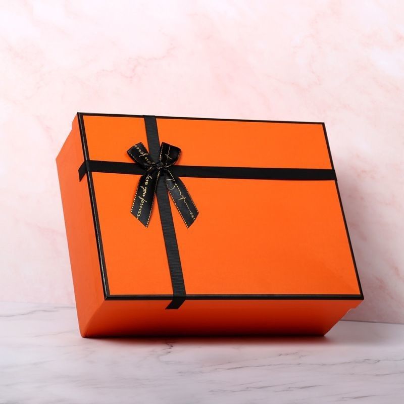 Cartão de embalagem impresso sob medida para chapéus Brinquedos Luvas de boxe Produtos domésticos Cosméticos T-Shirt Flores de perfume